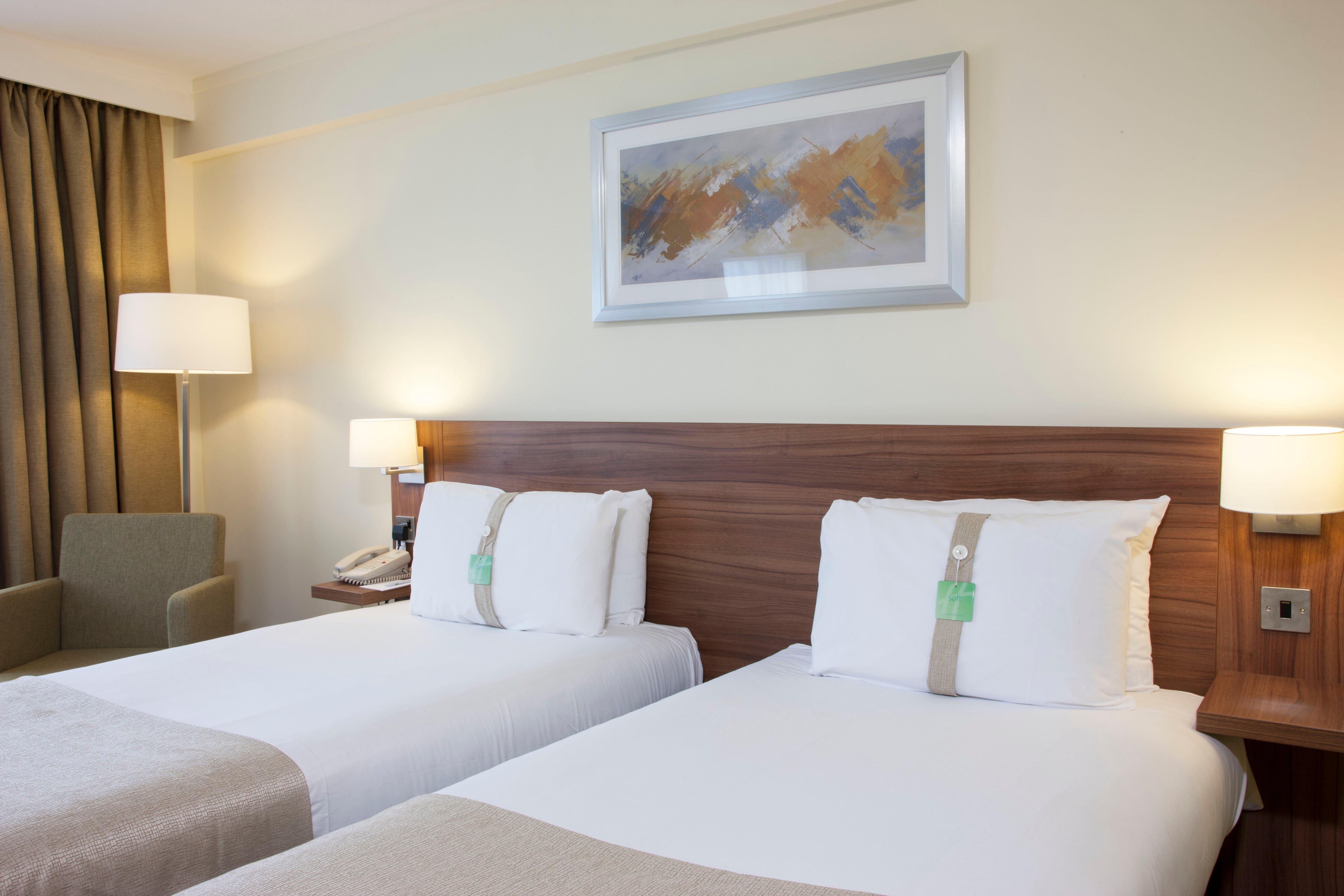 Stoke On Trent M6 Jct15 By Ihg 4*