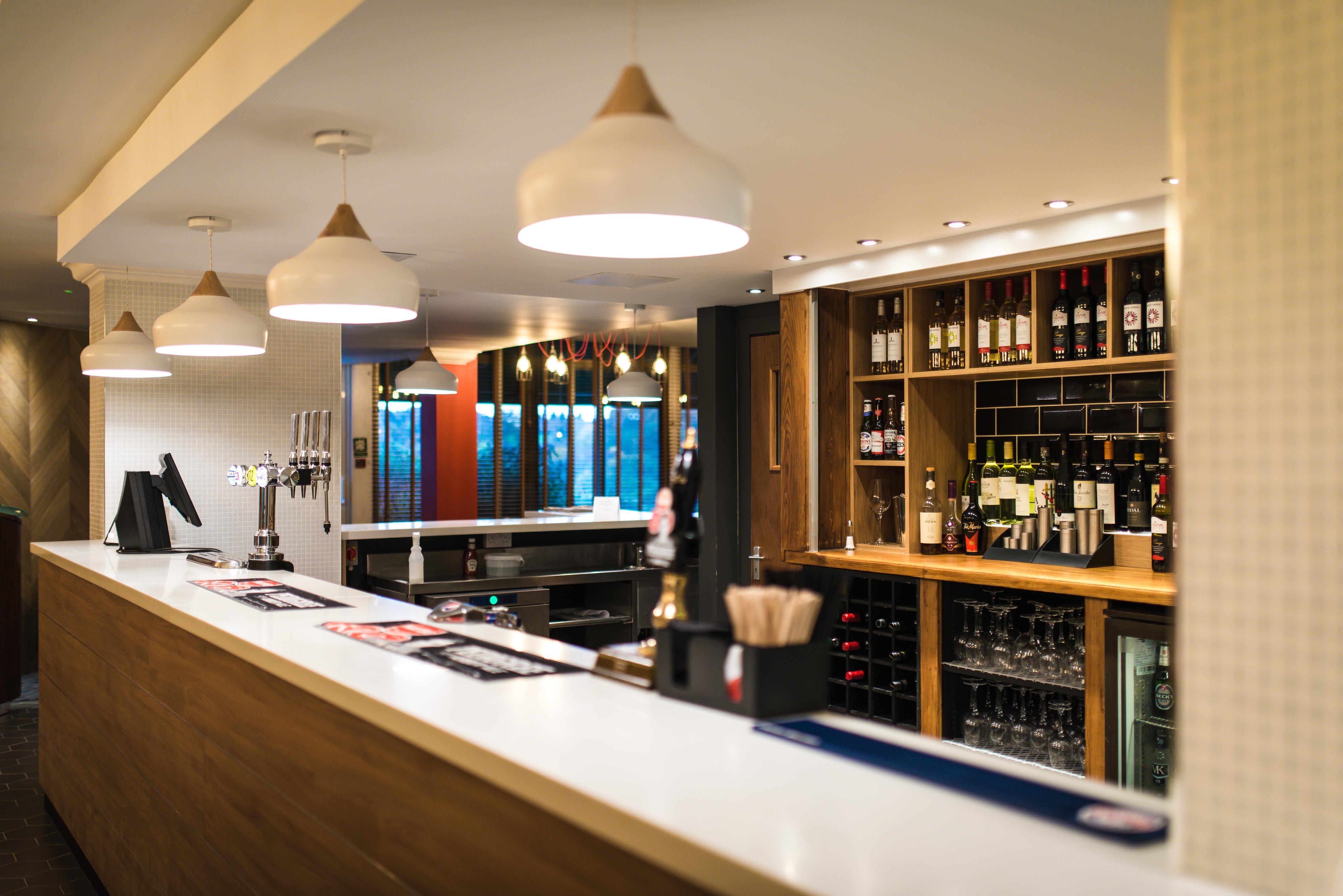 Stoke On Trent M6 Jct15 By Ihg 4* Newcastle-under-Lyme