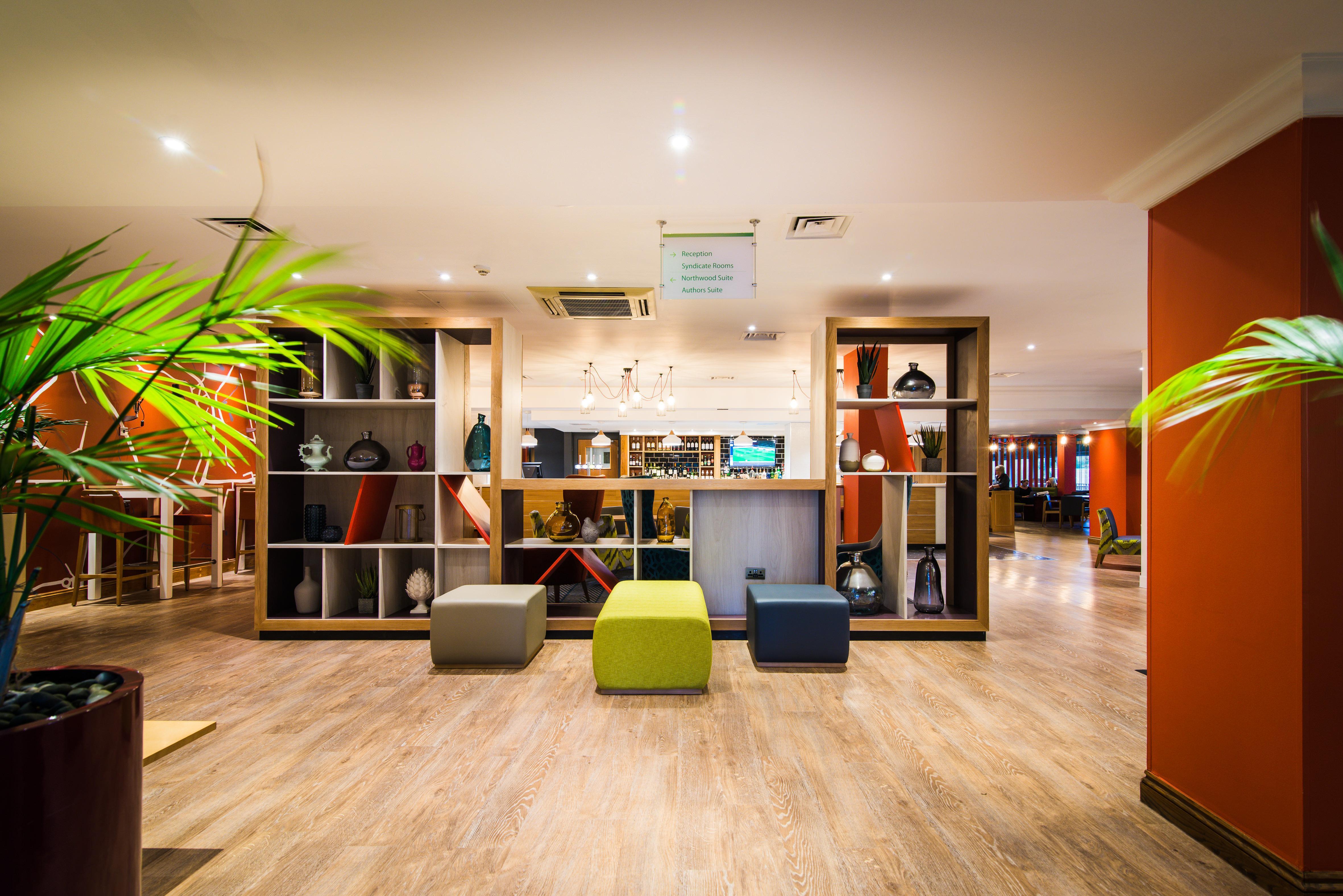 Hotel Stoke On Trent M6 Jct15 By Ihg 4*