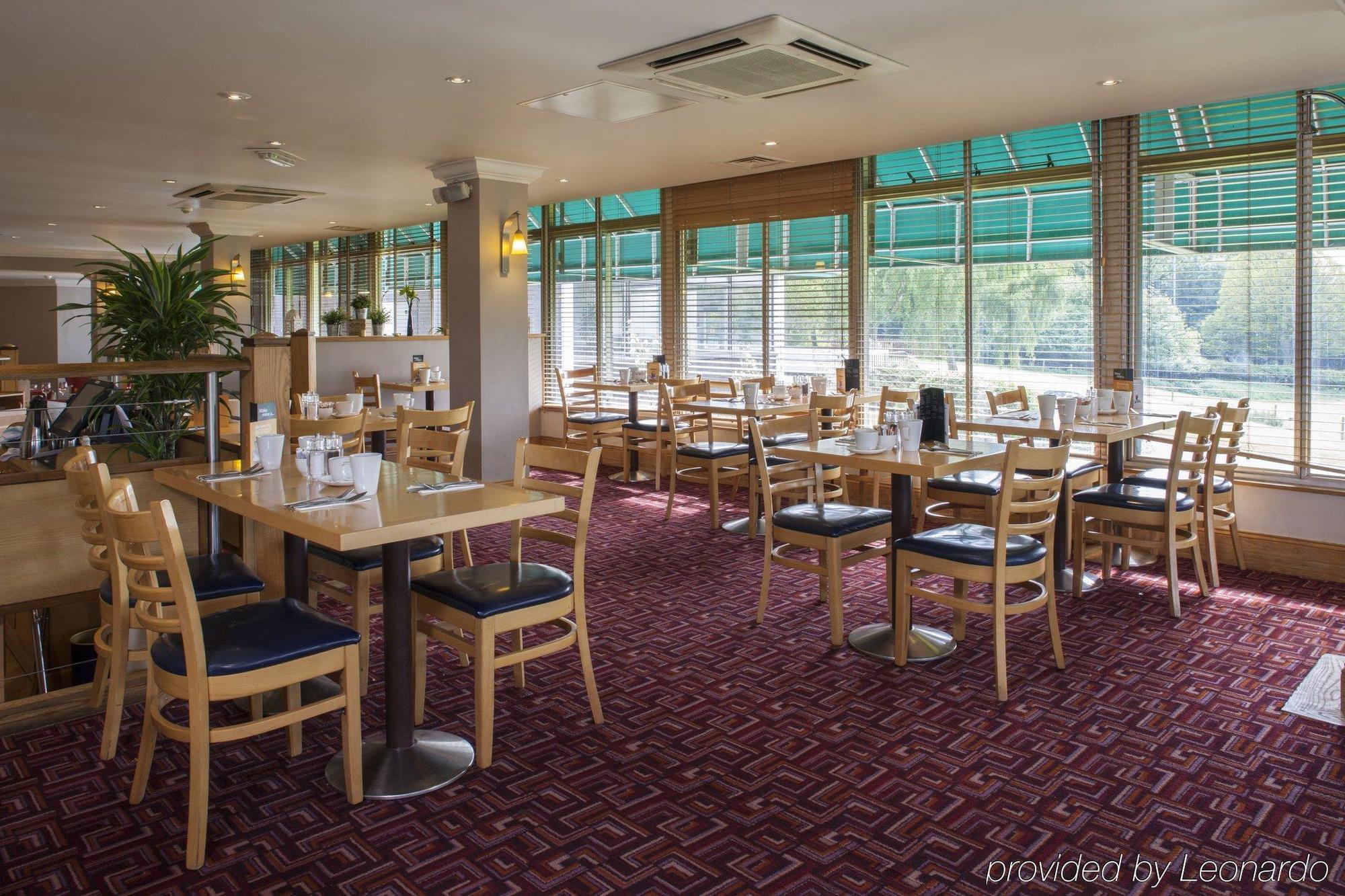 Hotel Stoke On Trent M6 Jct15 By Ihg 4*