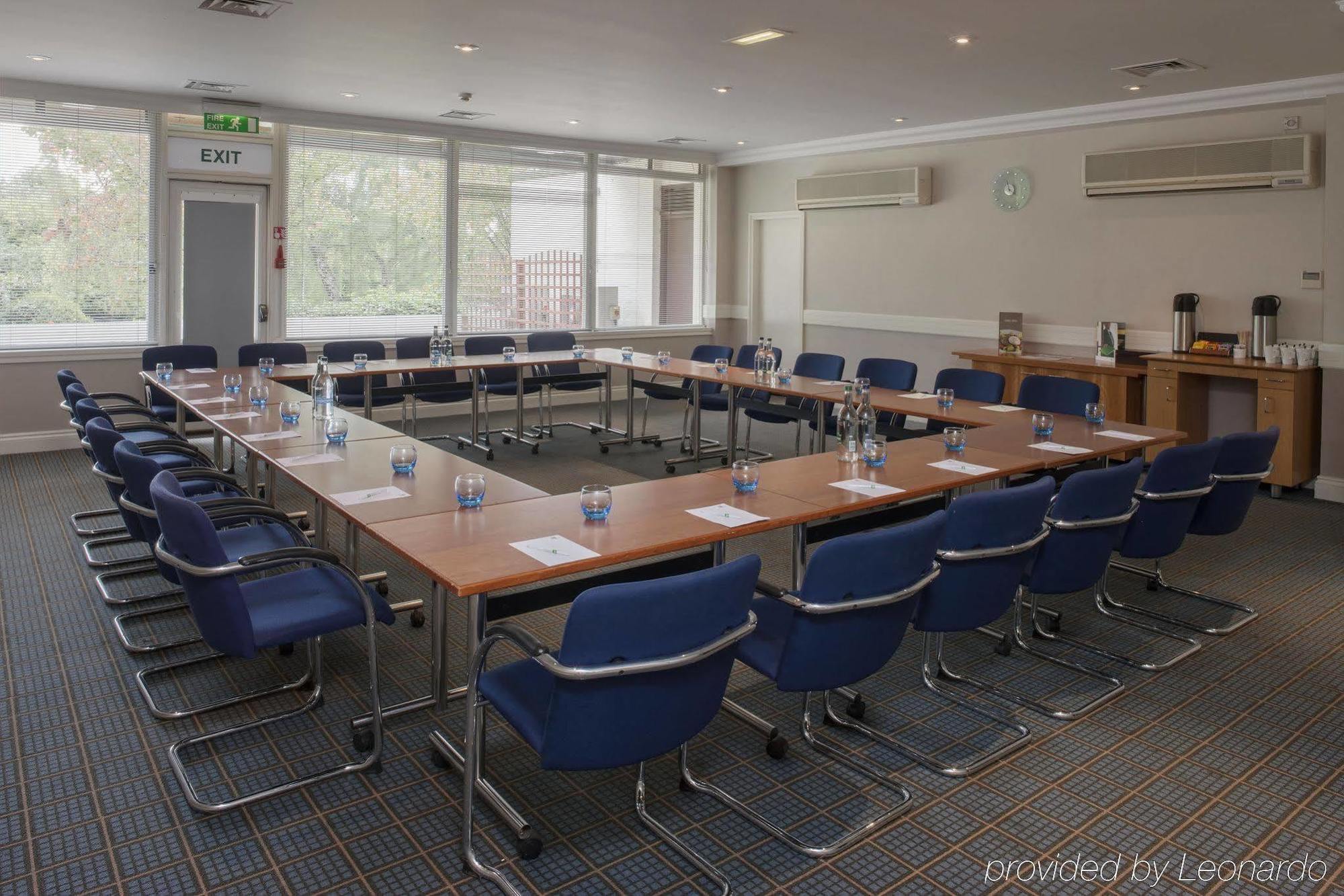 Hotel Stoke On Trent M6 Jct15 By Ihg 4*